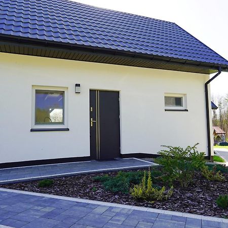 Dom Wypoczynkowy Lesny Zakatek Nad Jeziorem Gościno Exterior foto